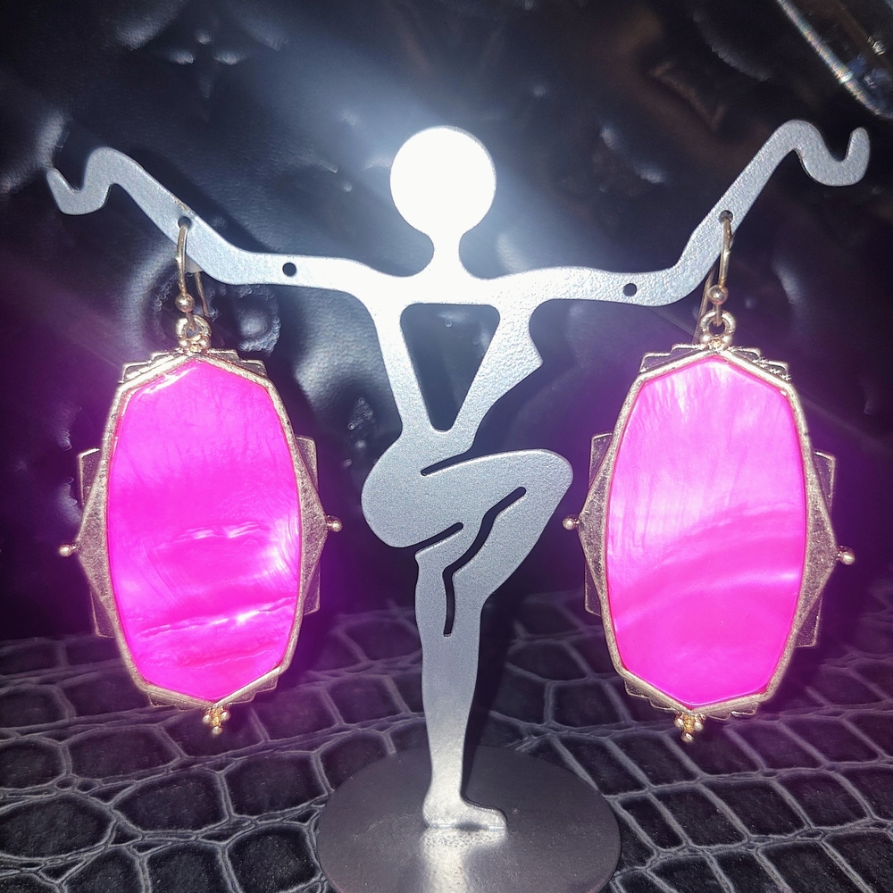 KS Inspired Elegant Dangle Earrings hot pink & gold